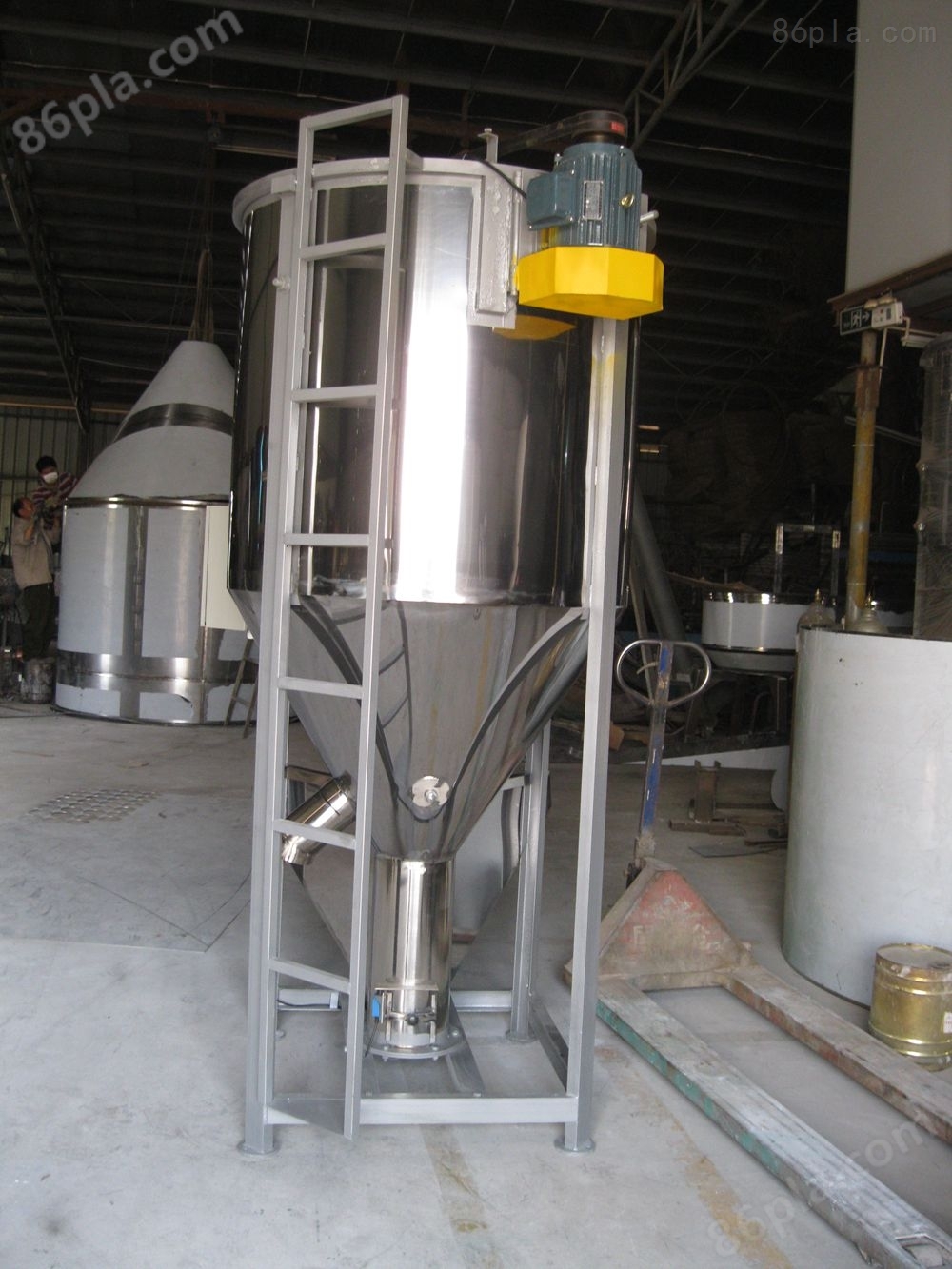 大型立式搅拌机立式设计容量可选清理容易