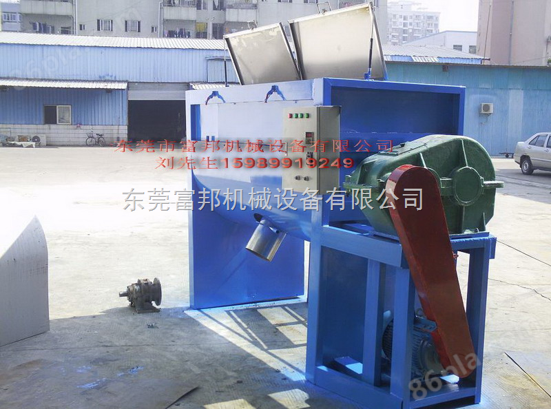 中国塑料机械辅机的好帮手，用富邦卧式搅拌机厂家